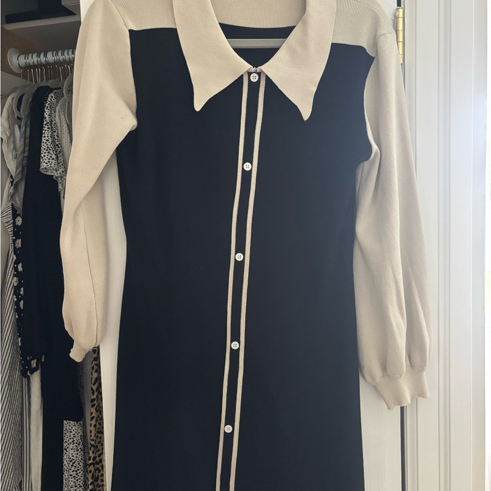 Vintage Black and Cream Long Sleeve Knit Dress